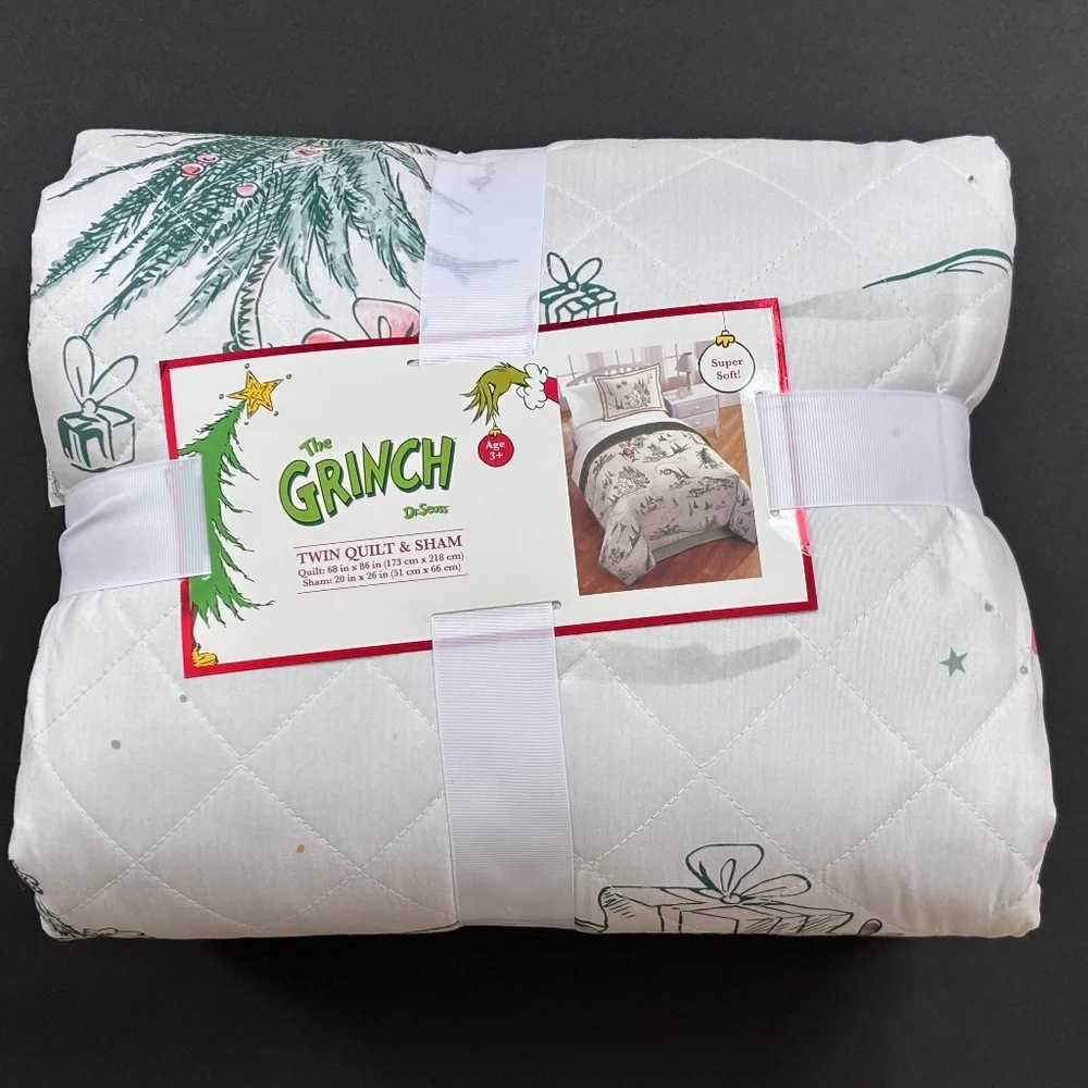 Dr. Seuss The Grinch Kids Twin Bed Quilt & Sham Set Christmas Holiday NWT